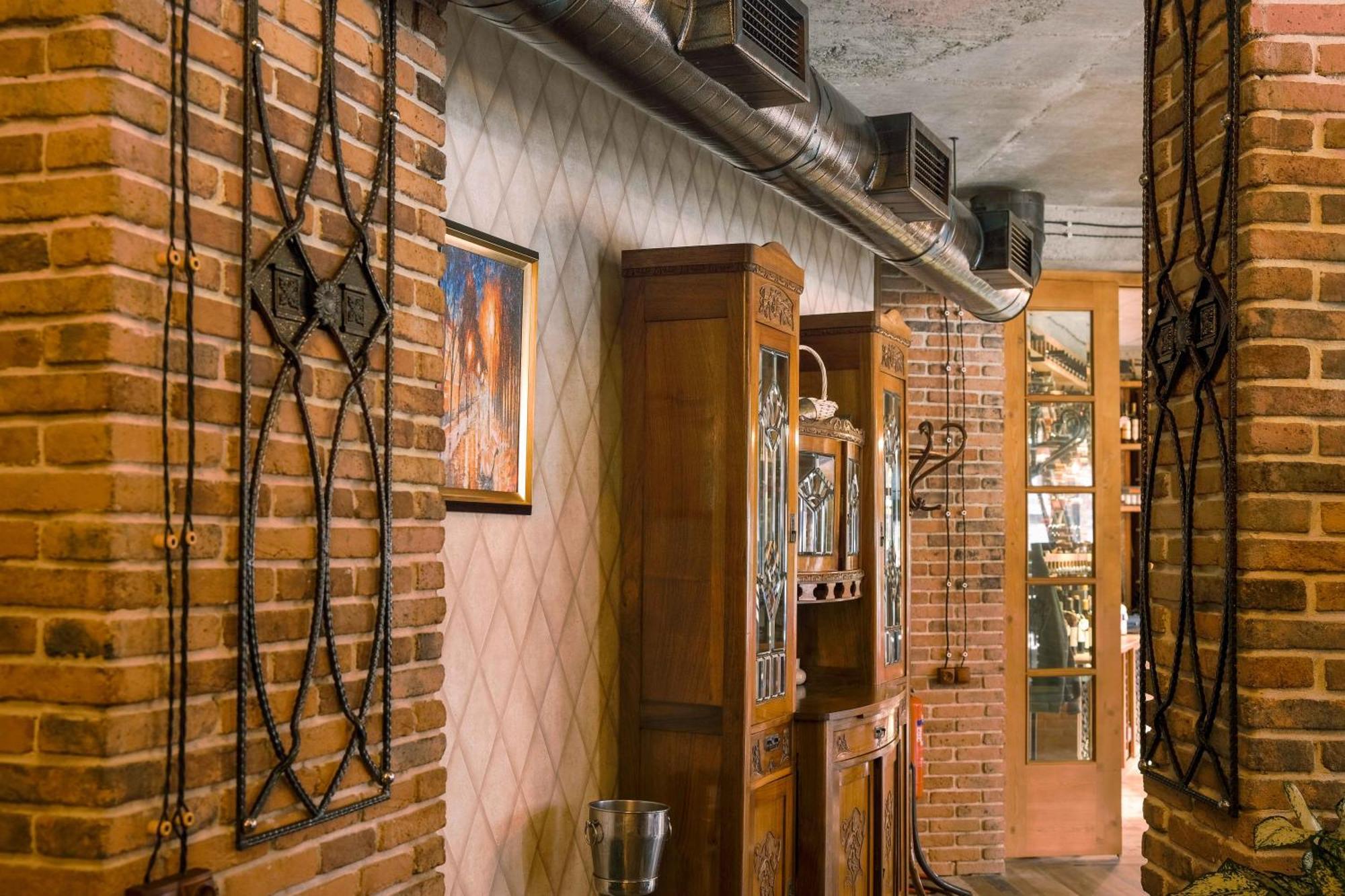 Vinoodor - Ვინოოდორ Hotell Telavi Eksteriør bilde